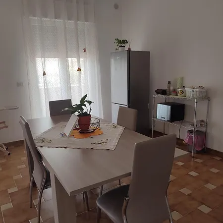 Affittacamere Giardino Massari 3*